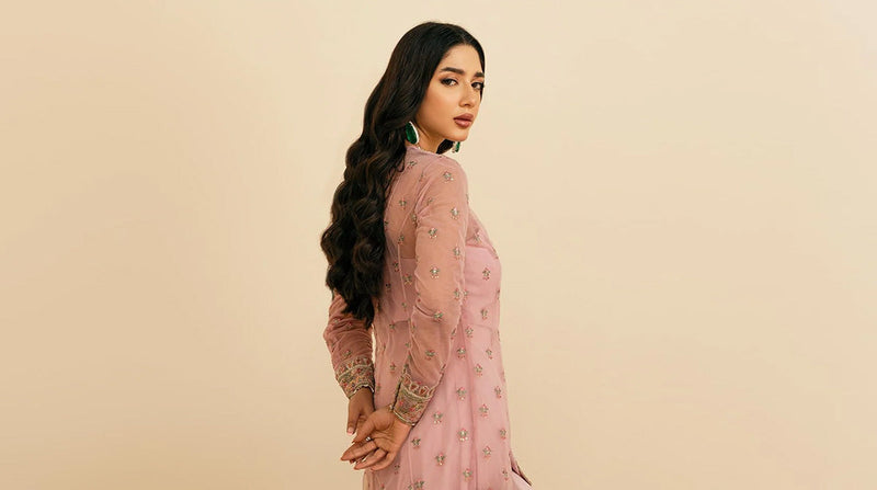 Luxury Pret PK Exclusive: The Allure of “Blush Rose” by SFK