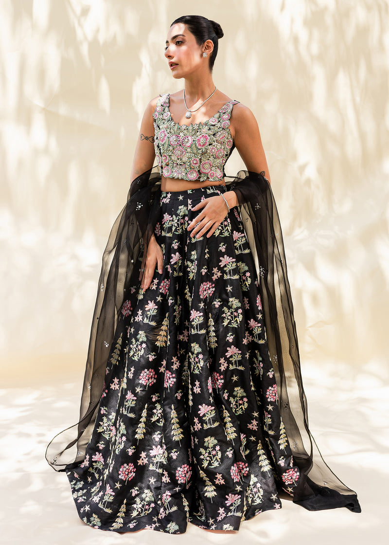 Yesra by Sadaf Fawad Khan — detail view | SFK Luxury Pret