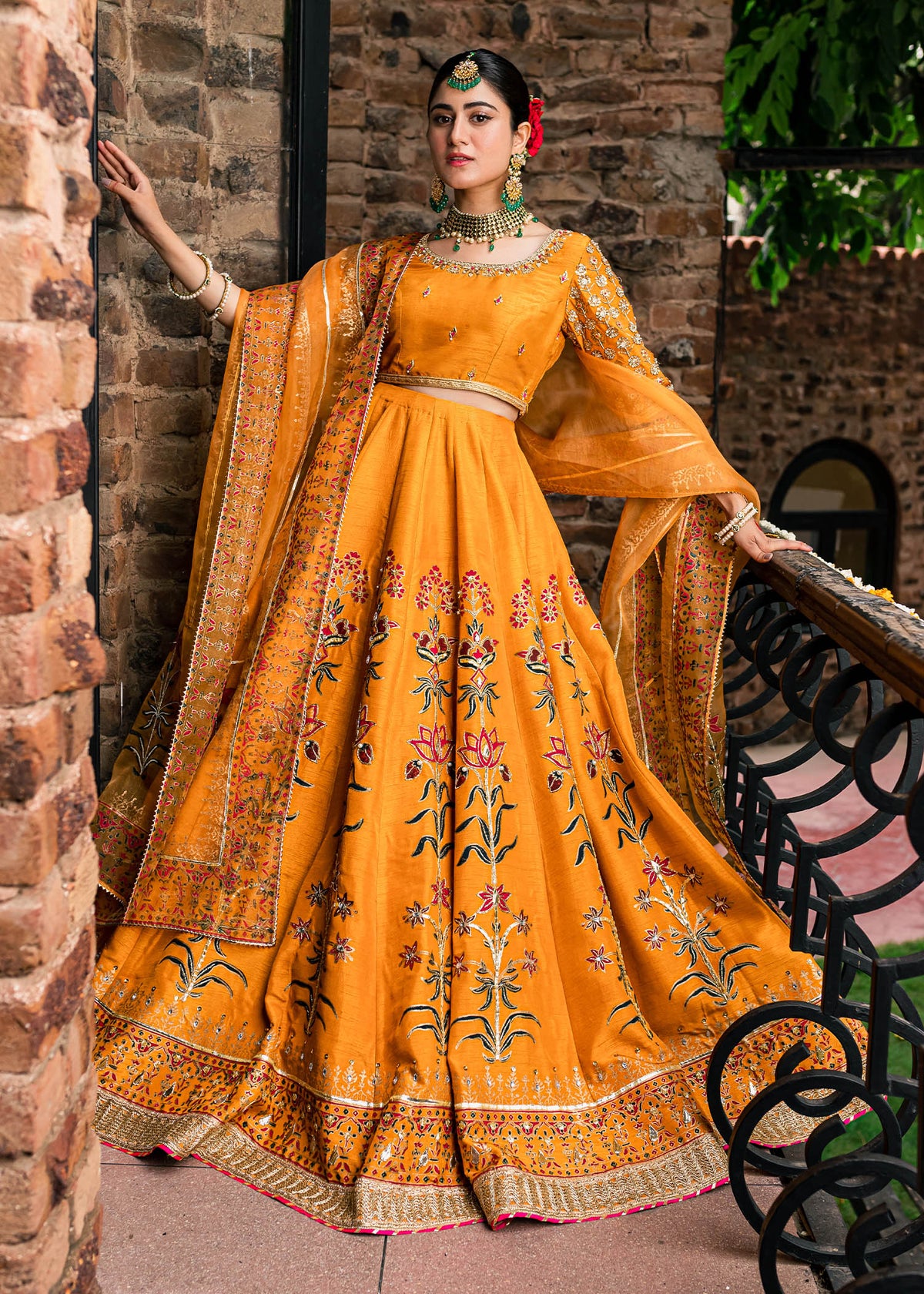 Husn Ara by Sadaf Fawad Khan — detail view | SFK Formal