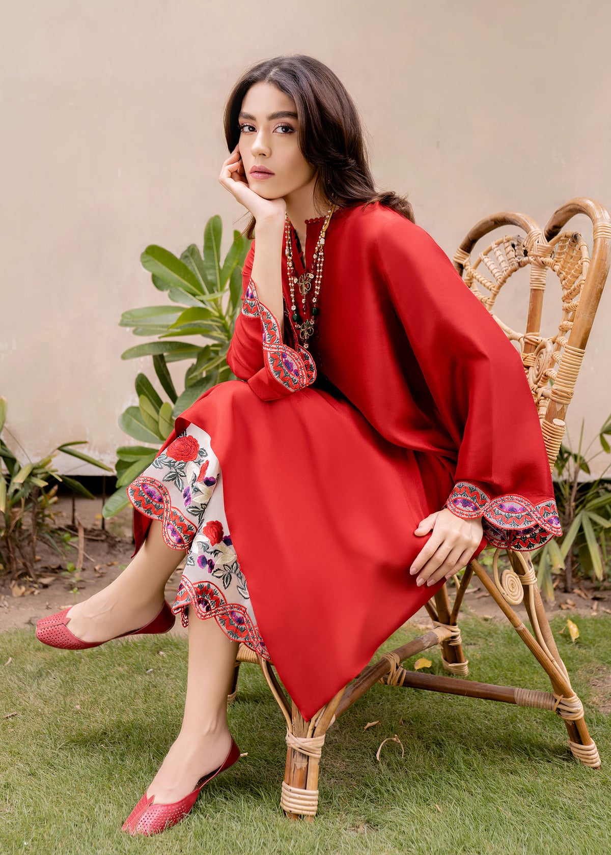 Rose Garden by Sadaf Fawad Khan — full length view | SFK Formal