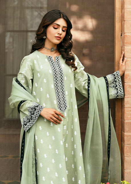 Green Daisy by Sadaf Fawad Khan — full length view | SFK Formal