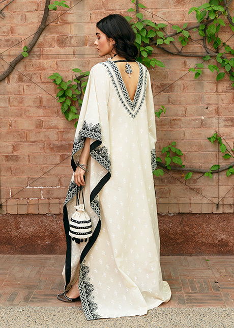 White Pearl by Sadaf Fawad Khan — detail view | SFK Formal