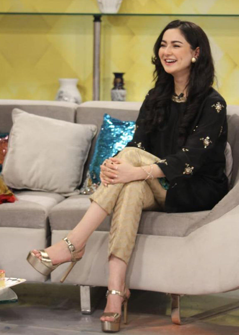 Hania Amir in Sadaf Fawad Khan — detail view | SFK Formal
