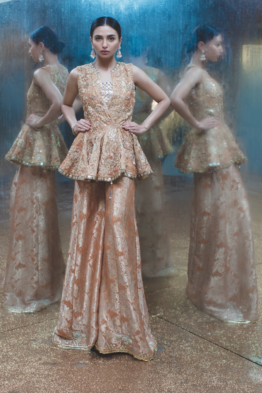 Peach Embellished Gharara Formal Set by Sadaf Fawad Khan — Peach Embellished Gharara Dupatta | SFK
