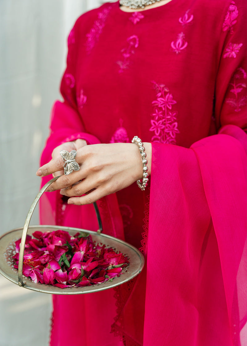 Zeynep by Sadaf Fawad Khan — detail view | SFK Pret