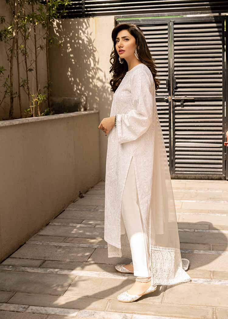 Water Lily by Sadaf Fawad Khan — close-up view | SFK Formal